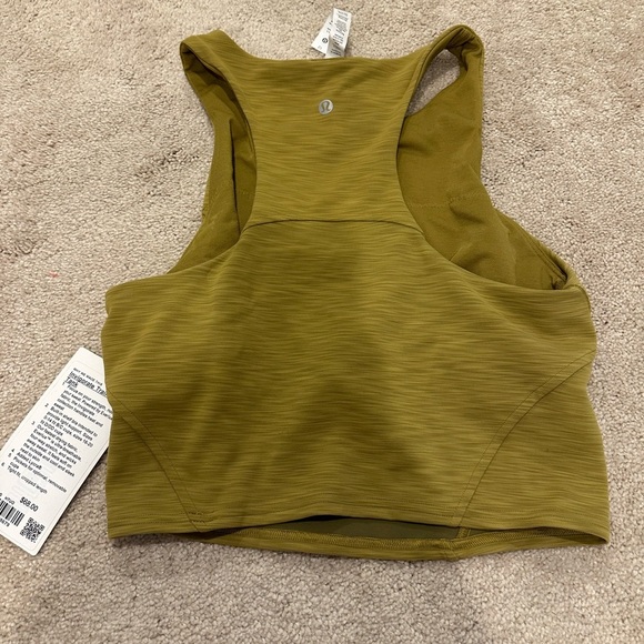 Lululemon Invigorate Train Tank 12 NWT - Picture 2 of 2